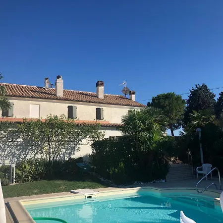 Feriehus Rosina Mit Pool Auf Einem Weinberg In Den Marken Italiens Nahe Strand *